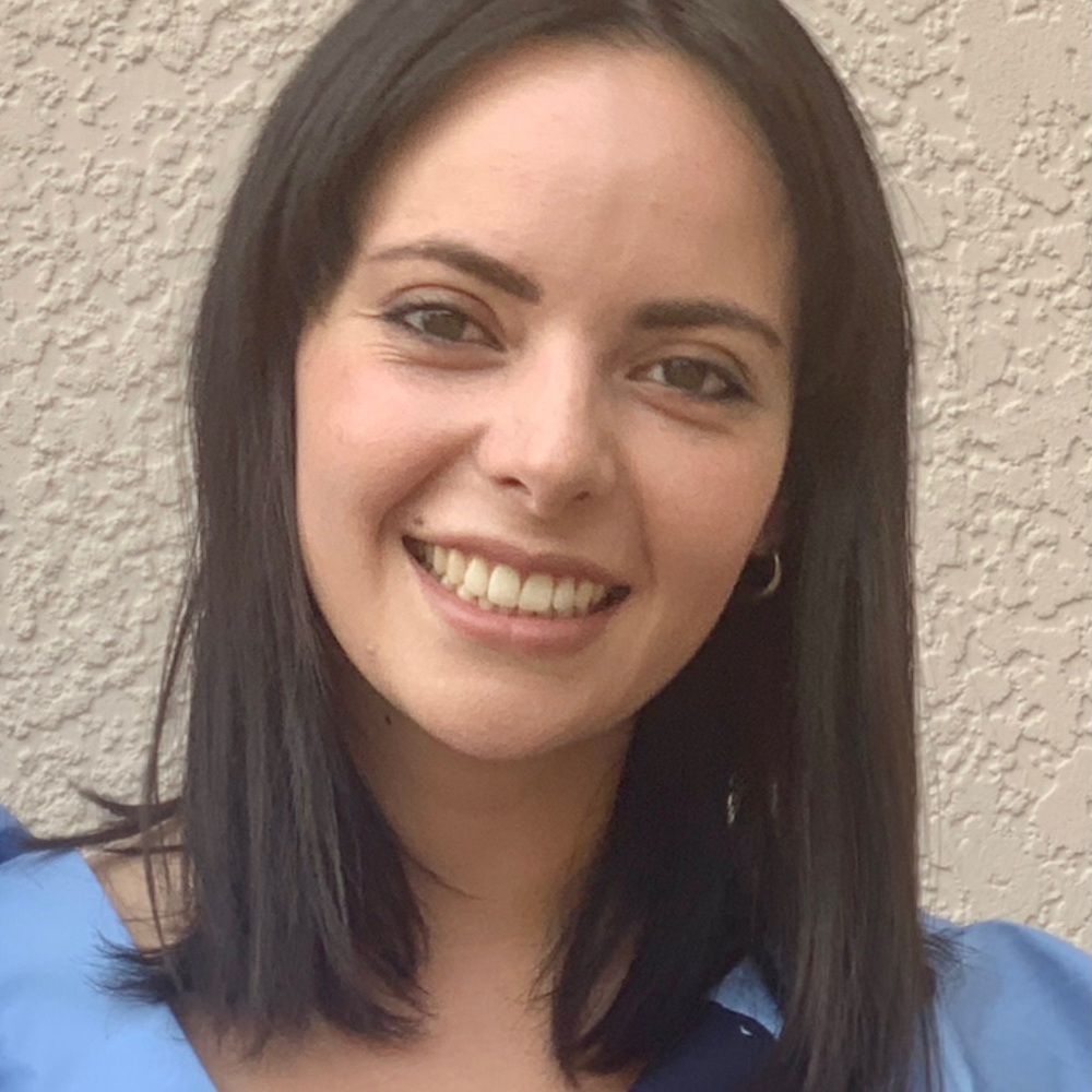 Meet your Posher, Alejandra